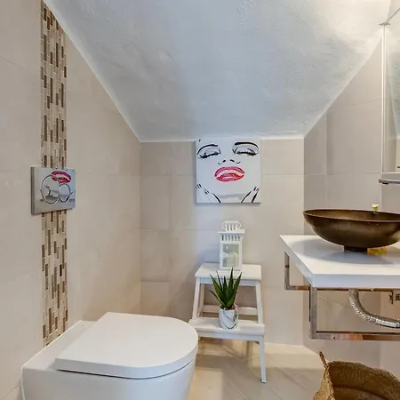 66 Adm Clara - Beautifully Renovated Villa Carvoeiro (Lagoa)