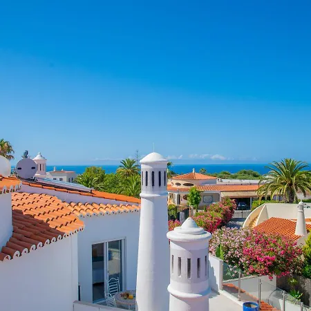 66 Adm Clara - Beautifully Renovated Villa *