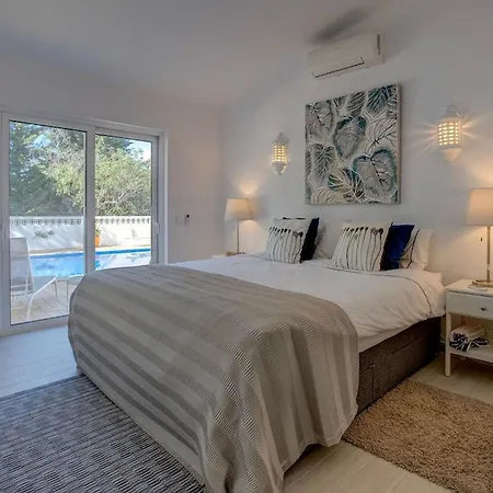 Βίλα 66 Adm Clara - Beautifully Renovated